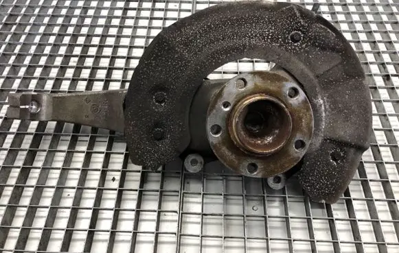 BMW 7 F01 F02 F03 F04 Front wheel hub spindle knuckle