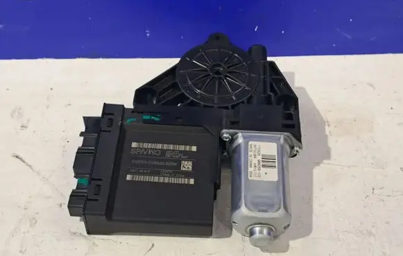 Volvo S90, V90 Front door window regulator motor 31674757 32214069