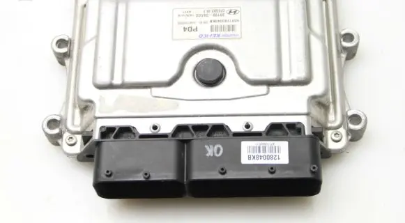 Hyundai i30 Engine control unit/module 3919904AC0