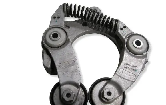 Hyundai Santa Fe Generator/alternator belt tensioner 252812MHA1 0HEC30560