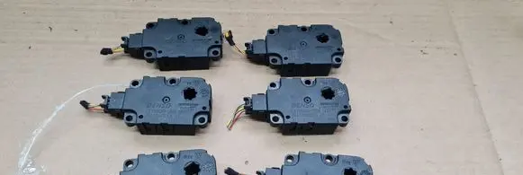 Audi A7 S7 4G Air flap motor/actuator ZBAT0045D08 CZ1139300856