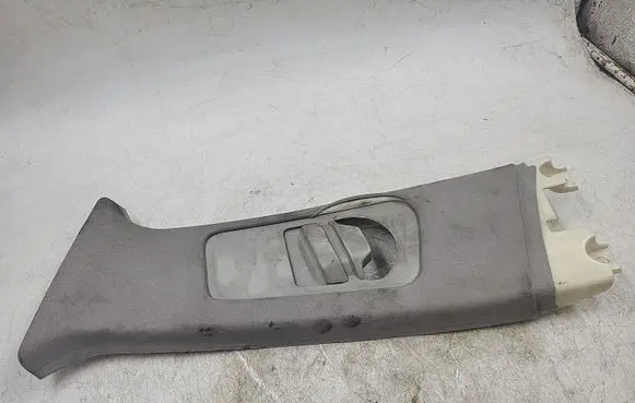 BMW 3 E46 (B) pillar trim (top) 8193779