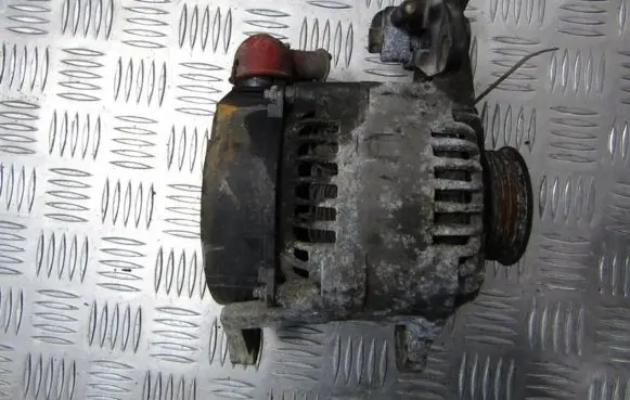 Nissan Primera Generator/alternator 231002F000 C63321356