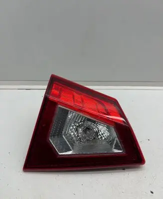 Suzuki Vitara (LY) Tailgate rear/tail lights 13218097 23287
