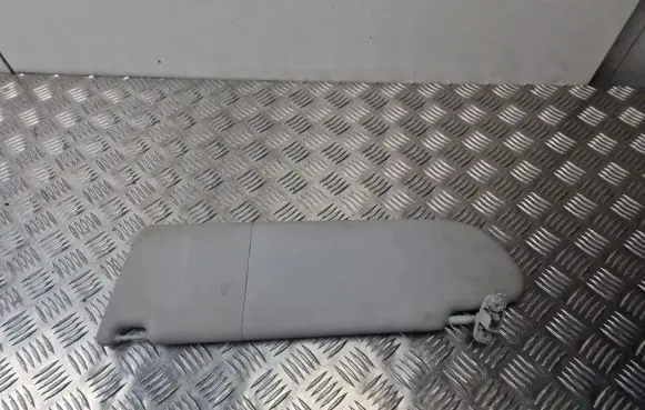 Volkswagen Transporter - Caravelle T5 Sun visor