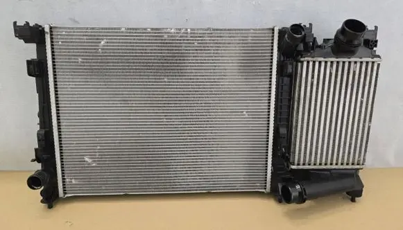 Dacia Sandero III Radiator set 214107347R
