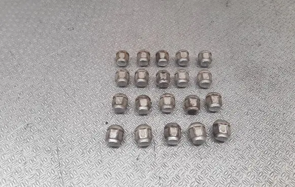 Honda FR-V Nuts/bolts
