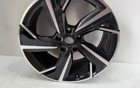 Audi A6 etron 85E R21 alloy rim 85E601025T