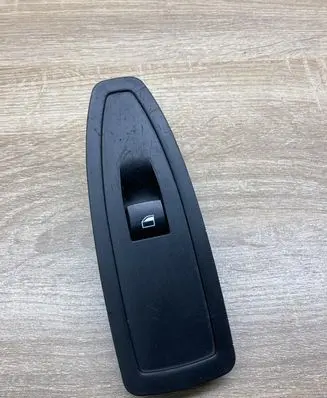 BMW 1 F20 F21 Electric window control switch 9208107 7240421