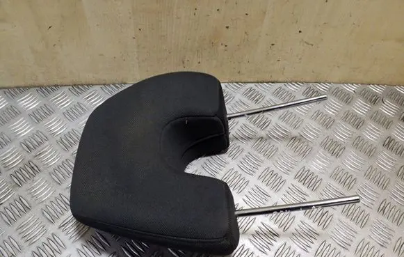 Honda CR-V Front seat headrest 