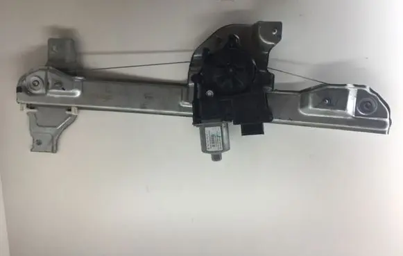 Peugeot 2008 I Front door window regulator with motor 9674254280 9222913 074172