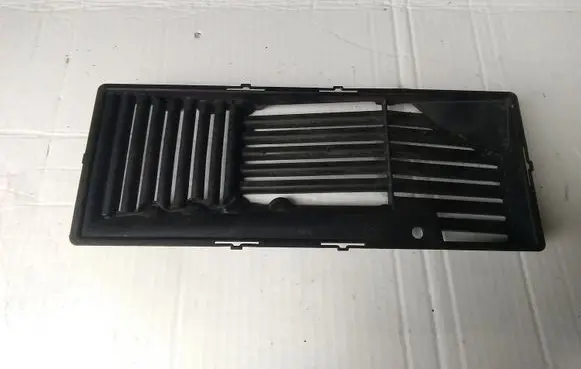Volkswagen Golf V Air intake duct part 3C0129668