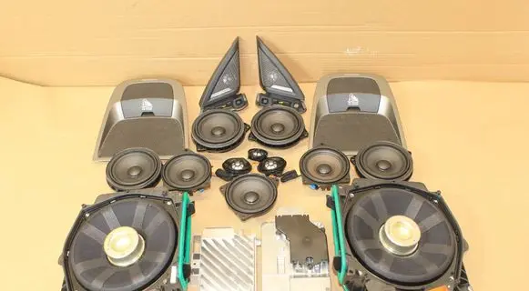 BMW 2 G42 Audio system kit HV5A38AB803
