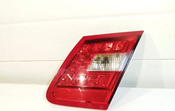 Mercedes-Benz E W212 Tailgate rear/tail lights A2128200864 778008 A2128200864R