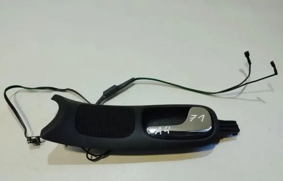 Audi A4 S4 B5 8D Front door interior handle 8D0837020