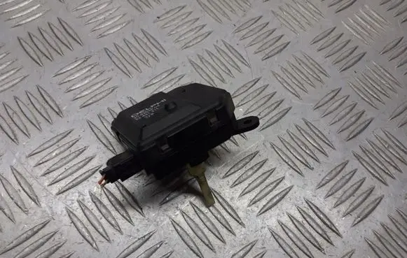 Opel Astra H A/C air flow flap actuator/motor 52431211