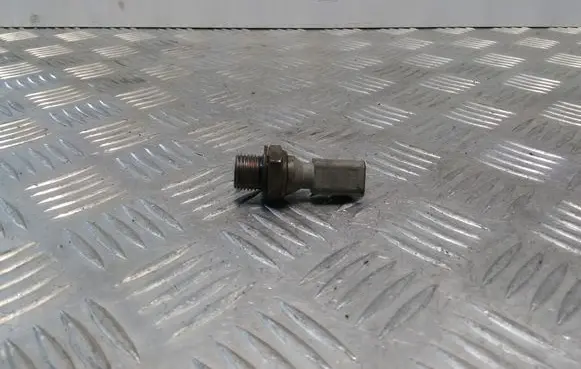 Citroen C5 Oil pressure sensor 963299