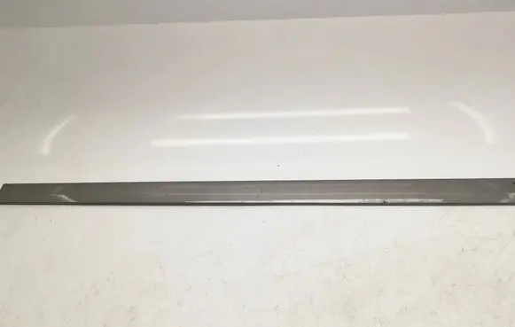 Mercedes-Benz E W211 Front door trim (molding) A2116901062