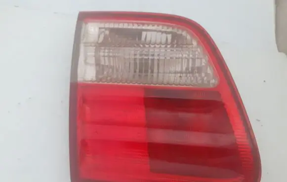 Mercedes-Benz E W210 Tailgate rear/tail lights A2108205964