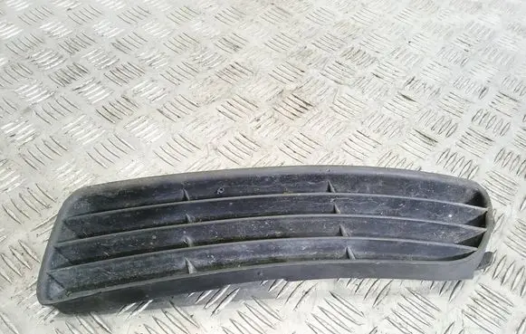 Audi A4 S4 B5 8D Front bumper lower grill 