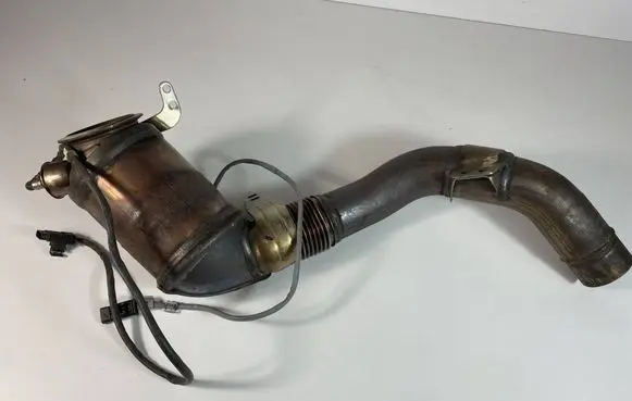 BMW 5 G30 G31 G38 Catalyst/FAP/DPF particulate filter 90602945