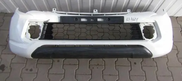 Mitsubishi L200 Front bumper