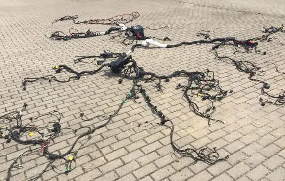 Audi Q7 4L Positive wiring loom 