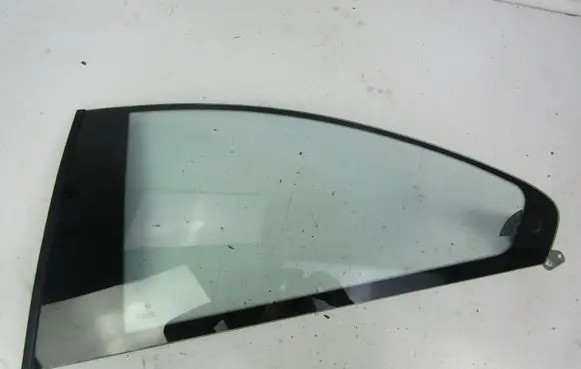 BMW 3 E46 Rear side window 