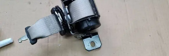 Chrysler Pacifica Middle seatbelt (rear) 6EB021D2AD