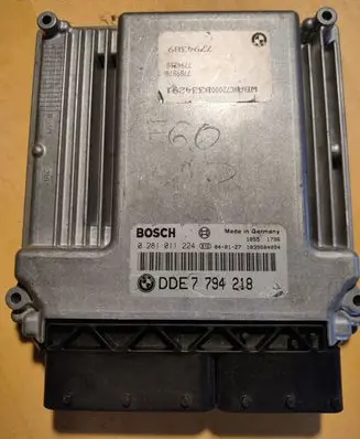 BMW 5 E60 E61 Engine control unit/module 0281011224 7794218