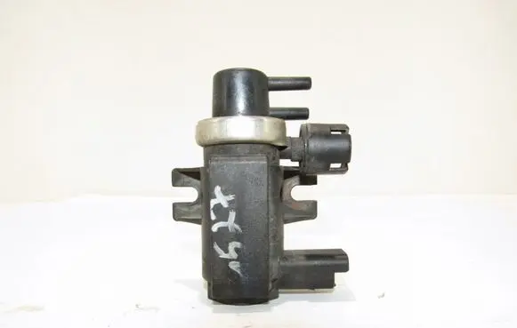 Vacuum valve