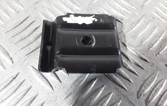 Battery bracket