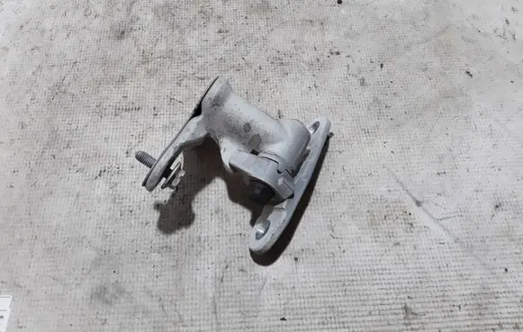 Mercedes-Benz CLA C117 X117 W117 Front door lower hinge A2467200437