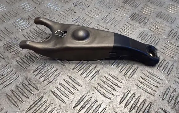 Honda CR-V Clutch release arm fork R66