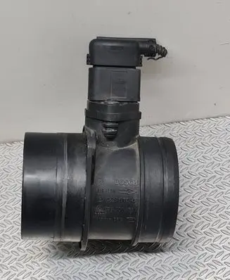 Audi A3 S3 8P Mass air flow meter 0281002461