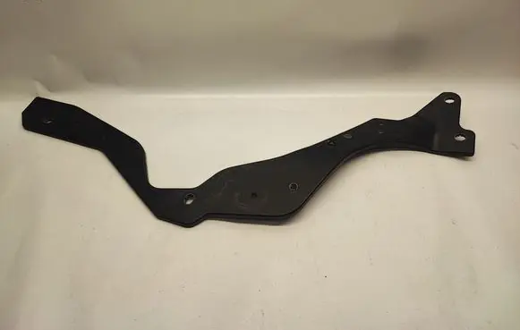 Ford Mustang VI Other engine bay part FR3B63021A37AD