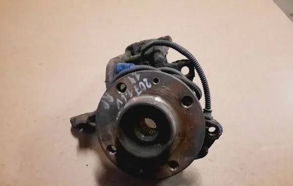 Peugeot 207 Front wheel hub spindle knuckle