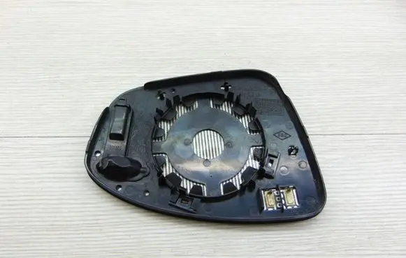 Renault Megane IV Wing mirror glass 