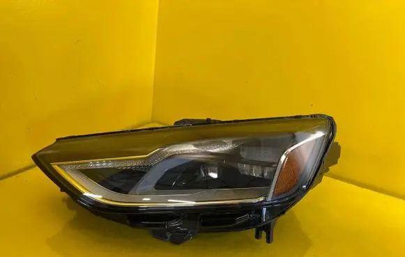 Audi A4 S4 B9 8W Headlight/headlamp 8W0941011