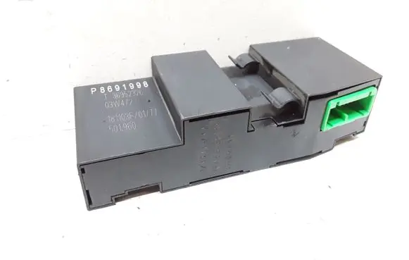 Volvo XC90 Other control units/modules P8691998