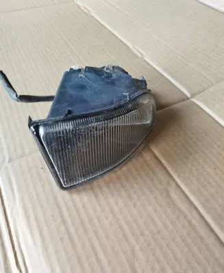 Toyota Avensis T220 Front fog light 8121005040