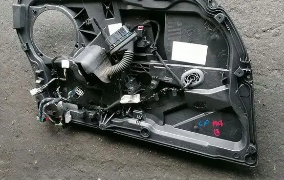Ford Fiesta Front door window regulator with motor C1BBA045H17AB
