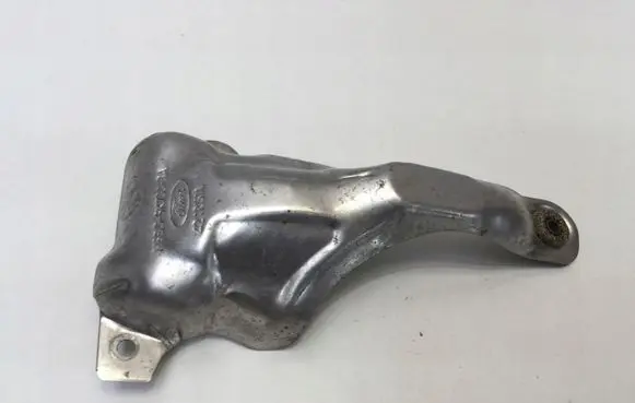 Exhaust heat shield