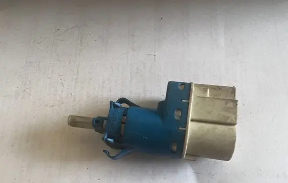 Ford Focus C-MAX Brake pedal sensor switch 3M5T9C872AB