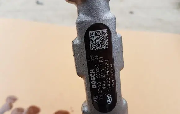 Hyundai i40 Fuel main line pipe