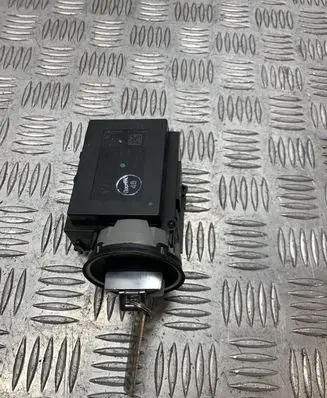 Volkswagen PASSAT B6 Ignition lock 3C0905843