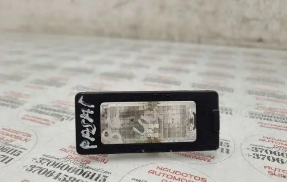 Volkswagen PASSAT B6 Number plate light 5N0943021