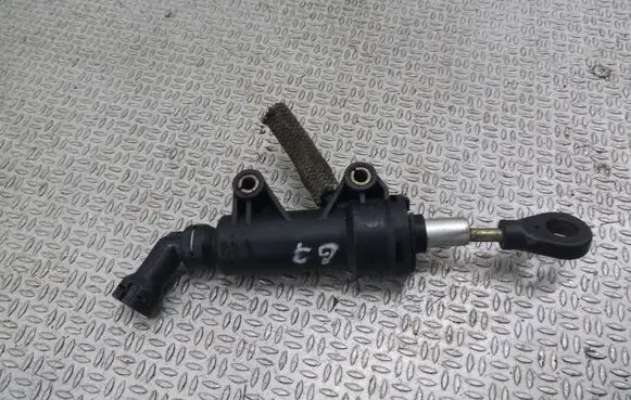 Clutch master cylinder