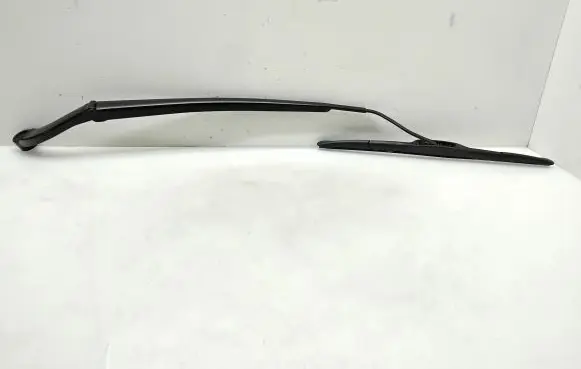 Toyota RAV 4 (XA50) Windshield/front glass wiper blade 2766721