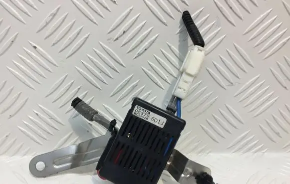 Lexus IS 220D-250-350 Aerial antenna filter C25S2B
